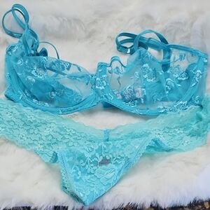 Victoria's Secret Turquoise Lace Bra Set